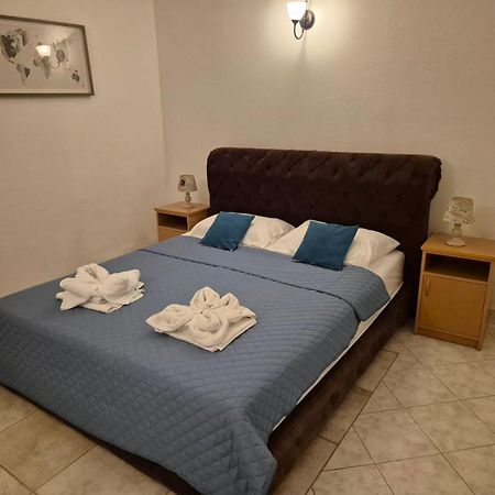 Villa Nikola Kentera スヴェティ・ステファン エクステリア 写真